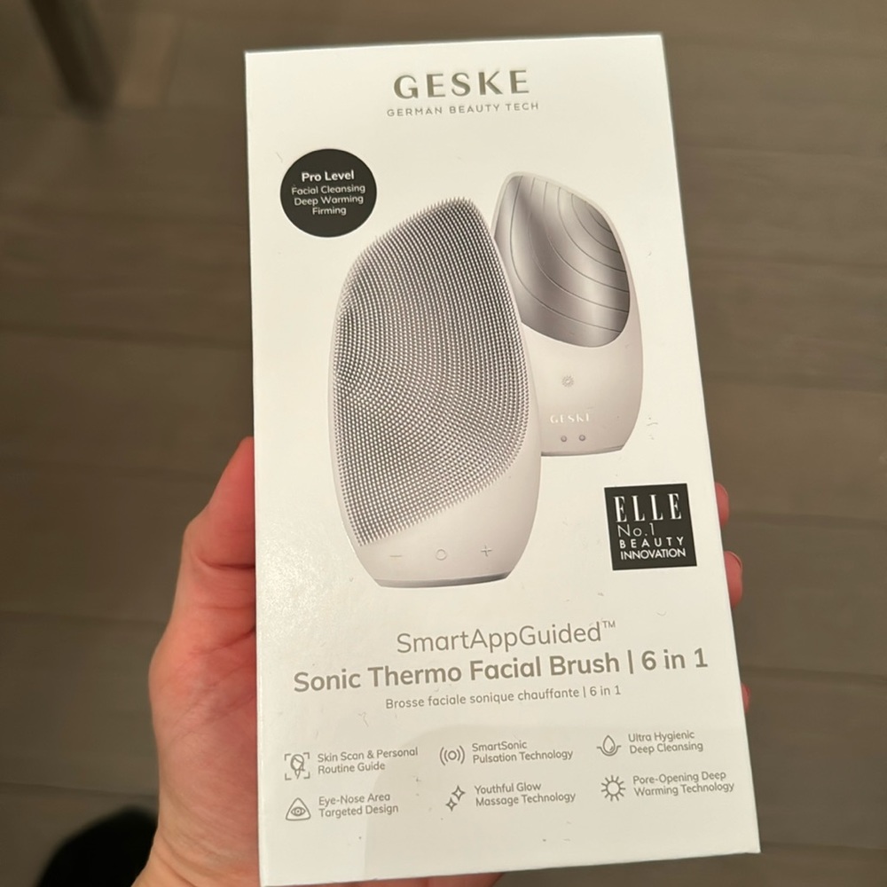 GESKE SmartAppGuided™ Sonic Thermo Facial Brush | 6 in 1 |
